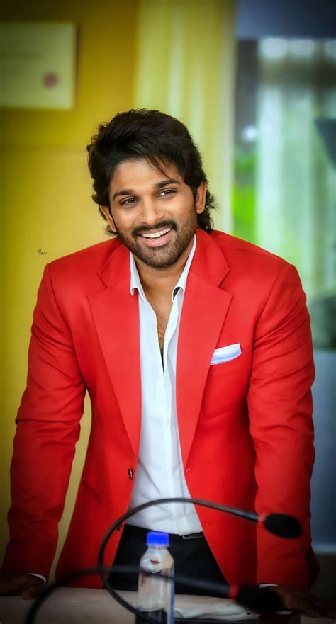 allu arjun red suit